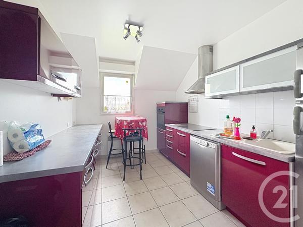 Appartement F4 à vendre  4 pièces - 89,84 m2 MONTEREAU FAULT YONNE - 77