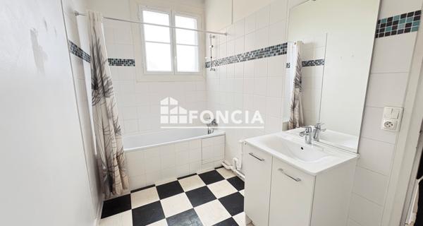 À vendre Appartement 4 pièces 82.93 m² - Mantes-la-jolie 78200