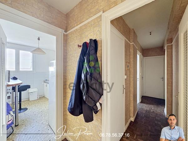 Appartement
         4 pièces
        - 56 m² 105 000 € *