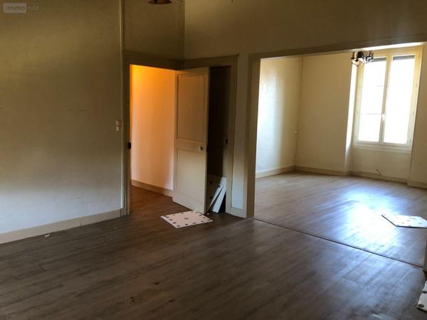 Maison de ville à vendre à Chezal-Benoît dans le Cher (18160), ref : 11813/1416