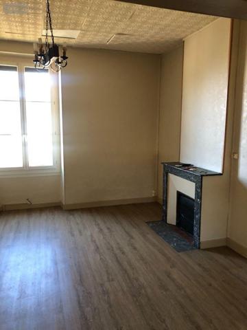 Maison de ville à vendre à Chezal-Benoît dans le Cher (18160), ref : 11813/1416