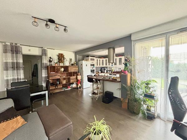 Appartement 4 pièces 85 m2 avec Jardin et Parking 