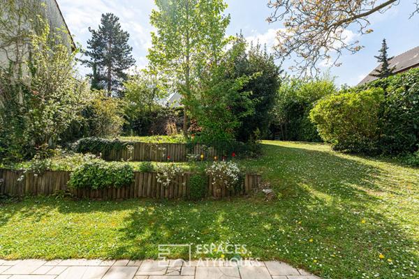 Maison lumineuse avec vue et jardin bucolique à Saint-Germain en Laye