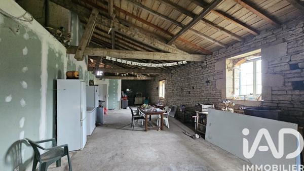 Maison à vendre 4 pièces 190 m² Ébréon