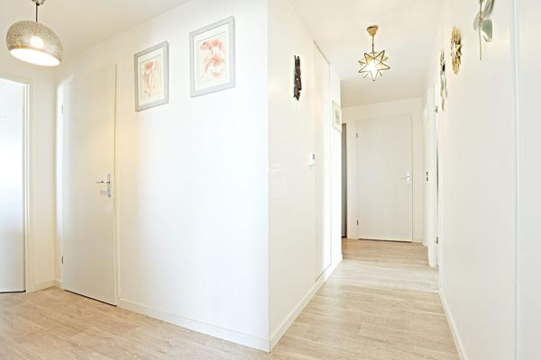 Appartement Nanterre 5 pièce(s) 100 m2 570 000 € **  - Référence  15372