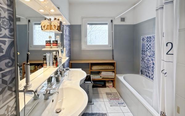 Maison à vendre    4 pièces •  Marsac-sur-l'Isle