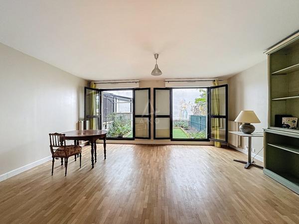 APPARTEMENT REZ-DE-JARDIN - 42 m² + JARDIN PRIVATIF - ACCÈS PMR - PARIS 18e / JULES JOFFRIN