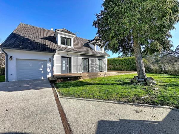 Vente Maison 6 pièces 137 m2 à Saint-Quentin