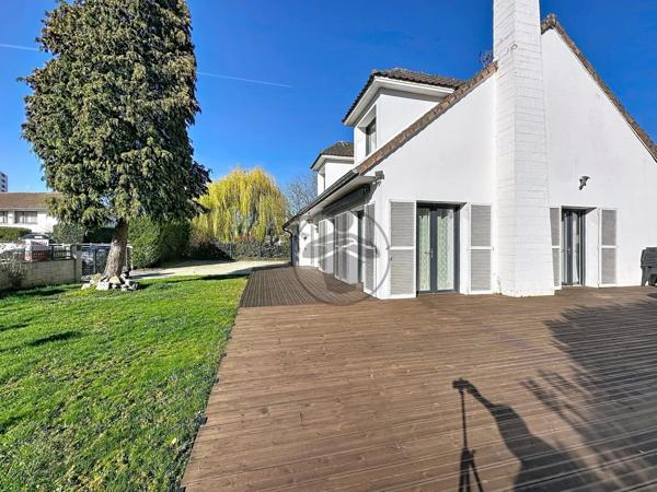 Vente Maison 6 pièces 137 m2 à Saint-Quentin