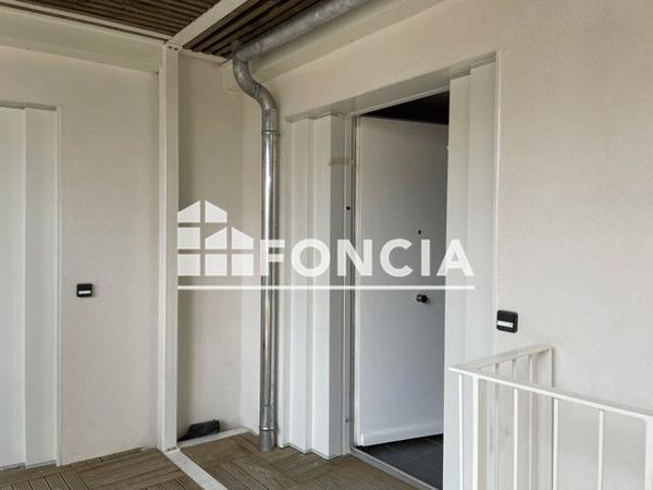 Location Studio 29.5 m² - 9 RUE DES TOURTERELLE Noisy Le Grand 93160