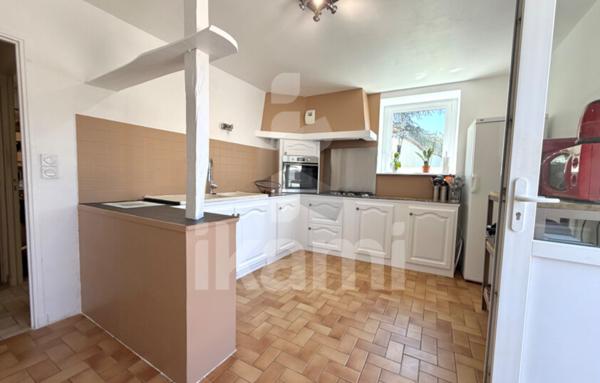 Belle et grande maison à Lens-Lestang