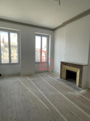 Bureau de 199 m² à louer à Bordeaux Fondaudege