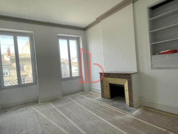 Bureau de 199 m² à louer à Bordeaux Fondaudege