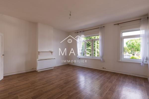 Maison 5 chambres – terrasse et jardin