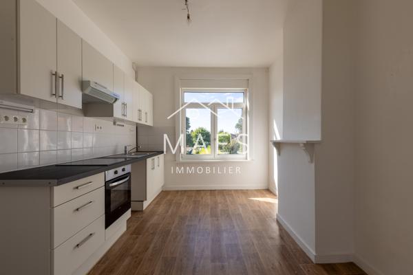 Maison 5 chambres – terrasse et jardin