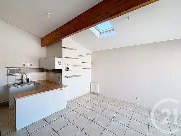 Appartement F2 à vendre  3 pièces - 42,14 m 2   ANGOULEME  - 16
