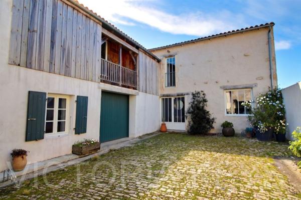 Maison à vendre avec piscine - Sainte Marie de Ré