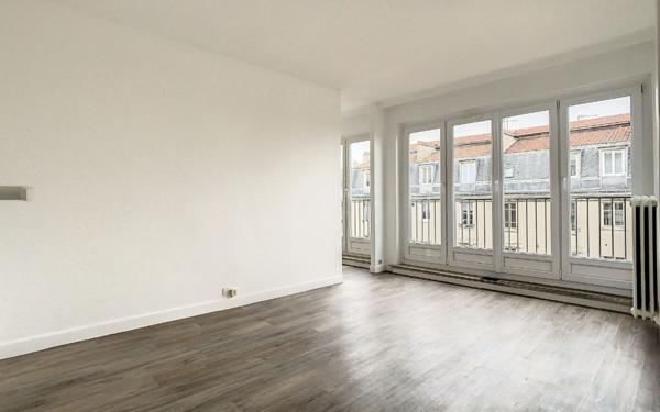 Appartement à louer    1 pièce •  Joinville-le-Pont