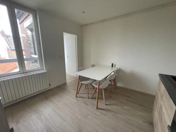 Location Appartement 3 pièces 56 m2 à Saint-Quentin
