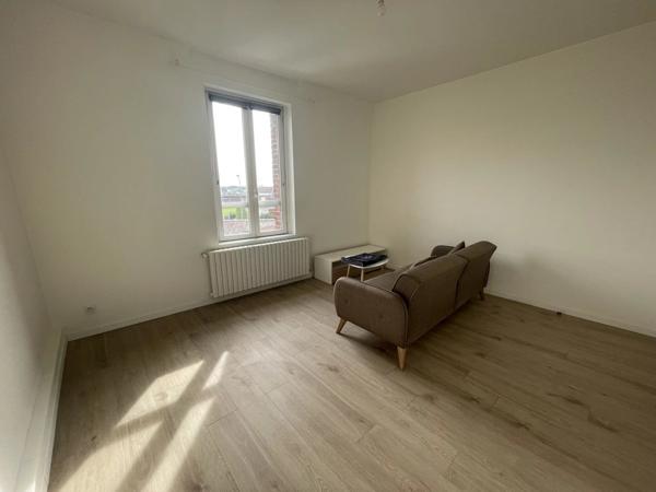 Location Appartement 3 pièces 56 m2 à Saint-Quentin