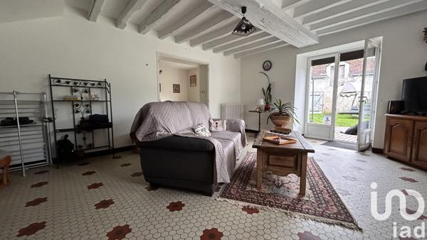 Maison 4 pièces de 110 m² à Vernantes (49390)