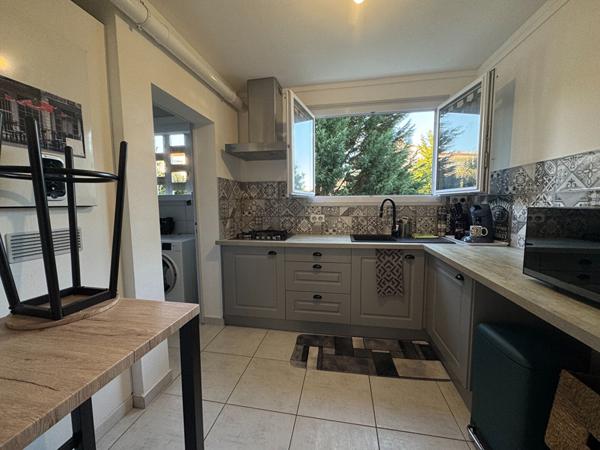 Exclusivité à Tonnay-Charente Appartement T4 de 68m² - Garage et Balcon