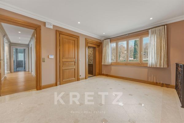 Chens-Sur-Léman: Majestueuse demeure d’exception pieds-dans-l ’eau