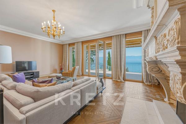 Chens-Sur-Léman: Majestueuse demeure d’exception pieds-dans-l ’eau