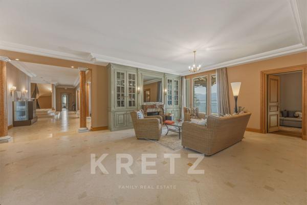 Chens-Sur-Léman: Majestueuse demeure d’exception pieds-dans-l ’eau