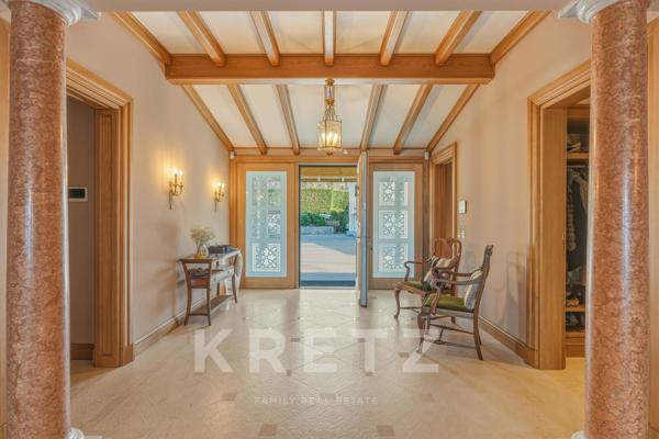 Chens-Sur-Léman: Majestueuse demeure d’exception pieds-dans-l ’eau