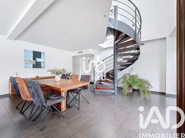 Maison à vendre 6 pièces 165 m² Genas