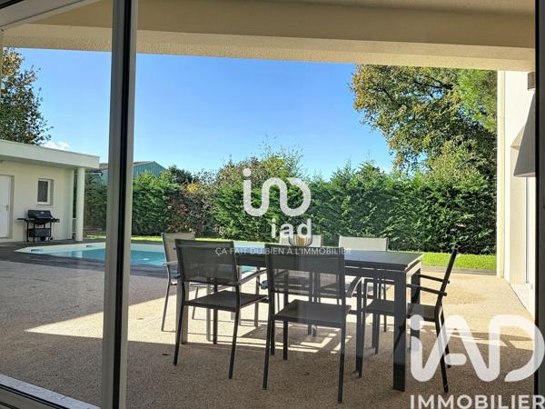 Maison à vendre 6 pièces 165 m² Genas