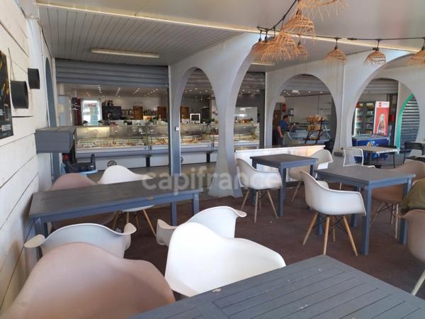 GARD (30) LE GRAU−DU−ROI (30240) Fonds de commerces à vendre Traiteur, Boucherie, 2 magasins/boutiques de vente.