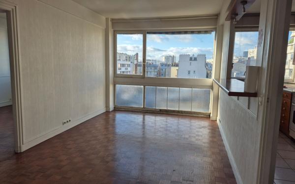 Appartement à vendre    2 pièces • 42,76 m2 Paris 13