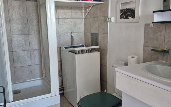 Appartement à vendre    2 pièces • 42,76 m2 Paris 13