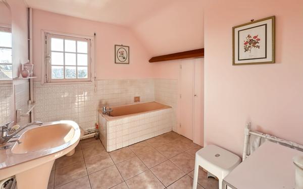 Maison à vendre    7 pièces • 209 m2 Touques