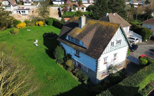 Maison à vendre    7 pièces • 209 m2 Touques