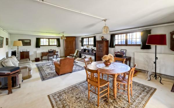 Maison à vendre    7 pièces • 209 m2 Touques