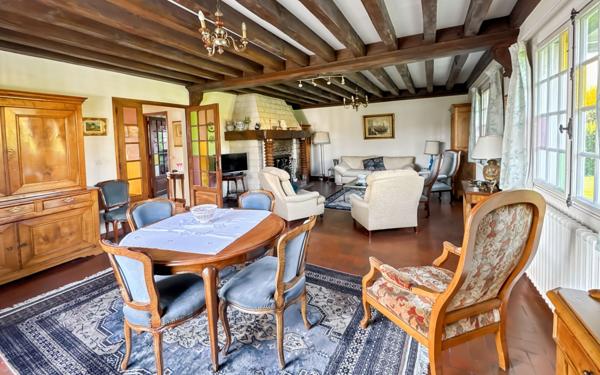 Maison à vendre    7 pièces • 209 m2 Touques