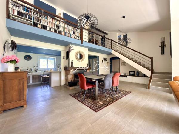 Maison à vendre 7 pièces de 158 m²