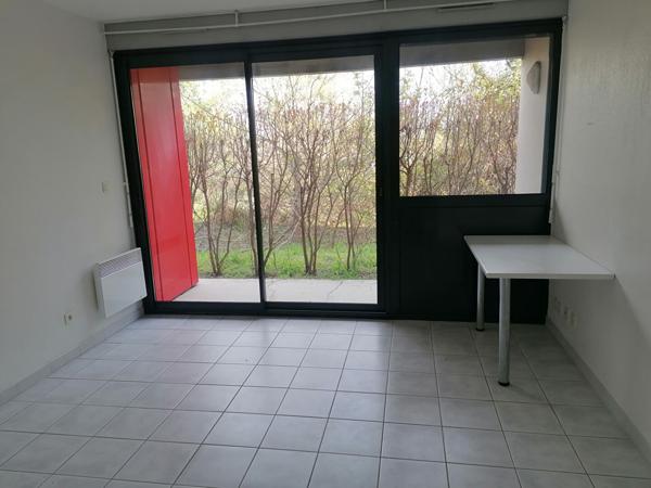 11100 NARBONNE A LOUER STUDIO NARBONNE RDC TERRASSE PARKING