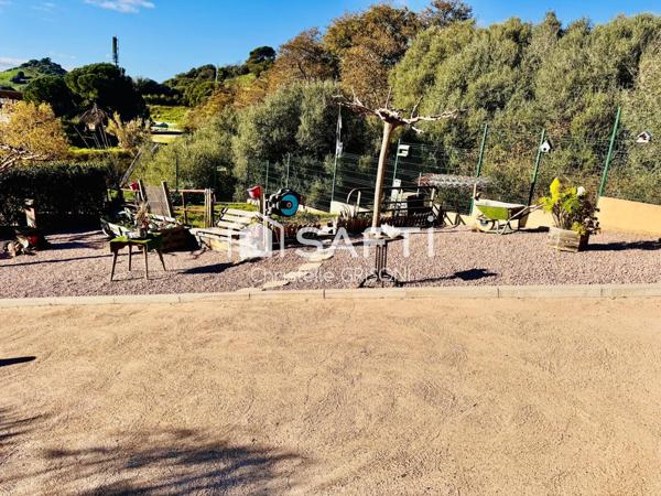 Maison d architecte 220m2 et garage 76 m2