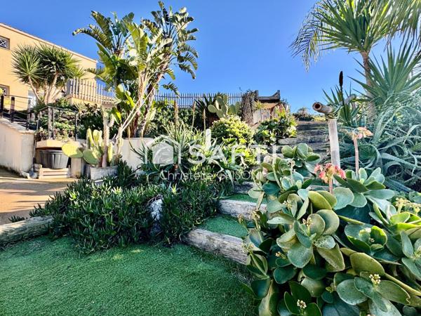 Maison d architecte 220m2 et garage 76 m2