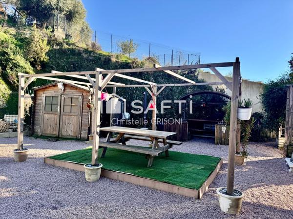 Maison d architecte 220m2 et garage 76 m2