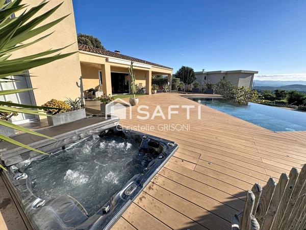 Maison d architecte 220m2 et garage 76 m2