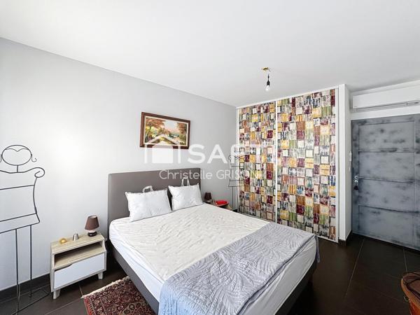 Maison d architecte 220m2 et garage 76 m2