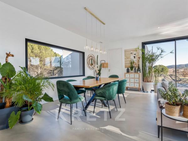 Villa contemporaine dans les vignes