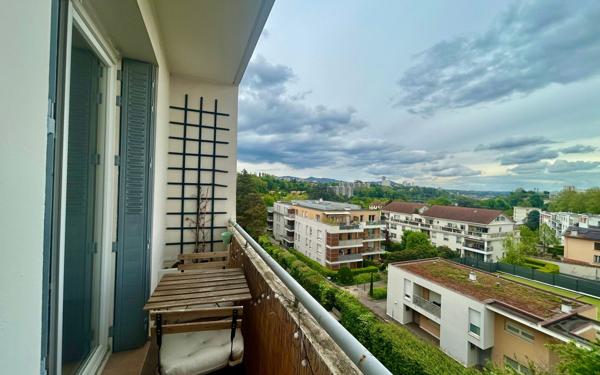 Appartement à vendre    3 pièces • 63 m2 Tassin-la-Demi-Lune