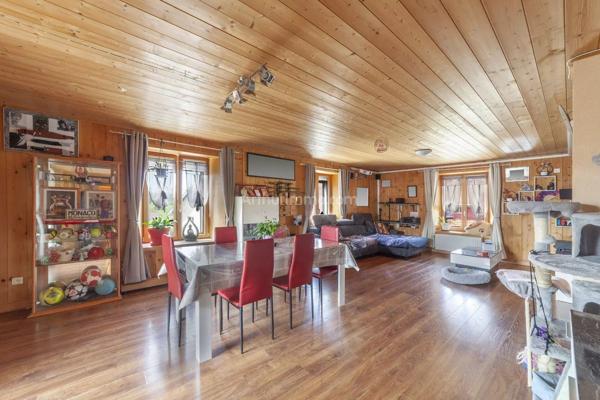 Vente                                                      Immeuble
                        
                                         309 m2                     à Le Russey