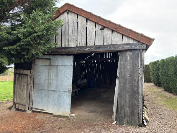 Cérilly – Maison de campagne avec dépendance sur un terrain de 3276 m² Cérilly (03350)